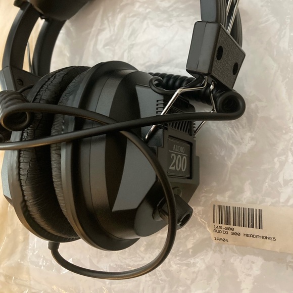 Stereo/Gaming Wired Headset - Picture 7 of 7